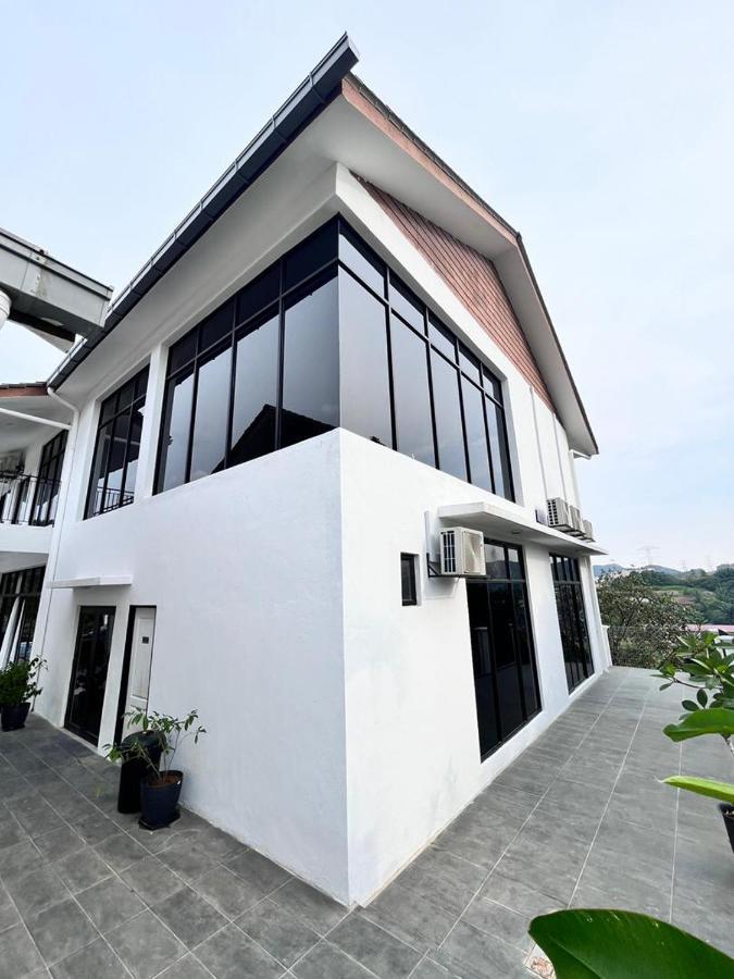 Jenderam Hill Villa เซปัง ภายนอก รูปภาพ